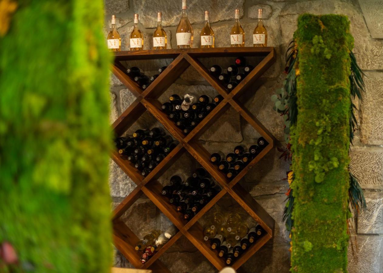 Logis Hotel Restaurante La Casa De Juansabeli 아레나스데카브랄레스 외부 사진